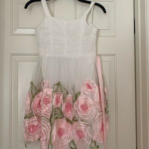 Honey and Rosie Children’s dress🌸🌸